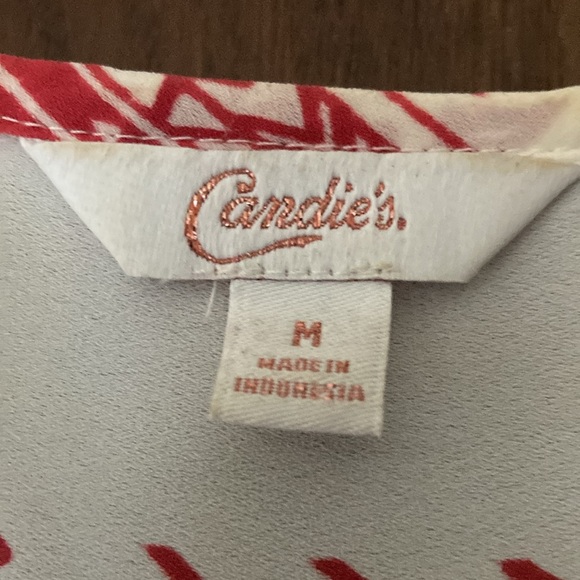 Candies cold shoulder top size medium - Picture 2 of 3